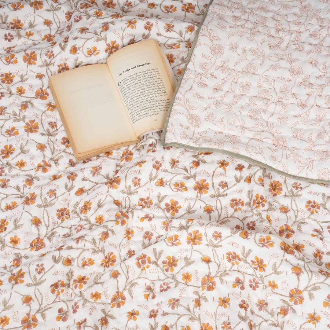 Floral Cotton Quilt – Boho Farmhouse Lightweight Bedding