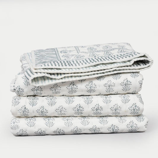 Blue Cotton Quilt – Lightweight Farmhouse Bedspread, Cozy French Country Cottage Bedding